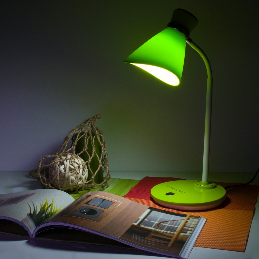 Настольная лампа Eurosvet School 01077/1 4690389144813, цвет зеленый a045862 - фото 2
