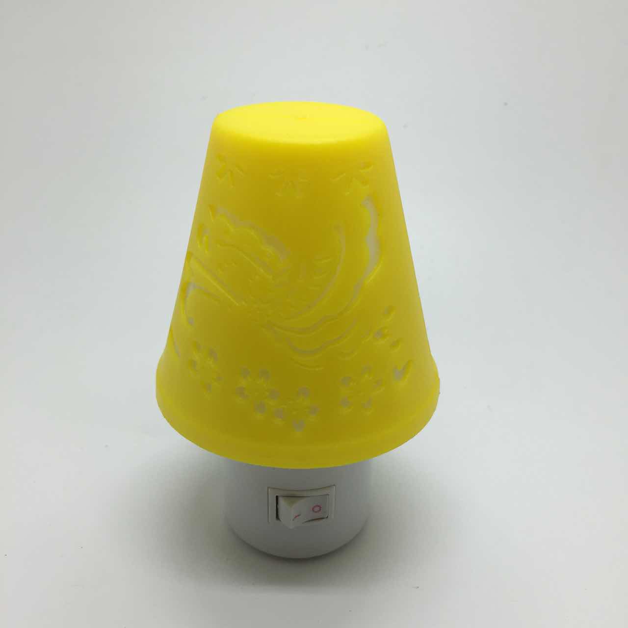 Настольная лампа Camelion NL-192, цвет желтый