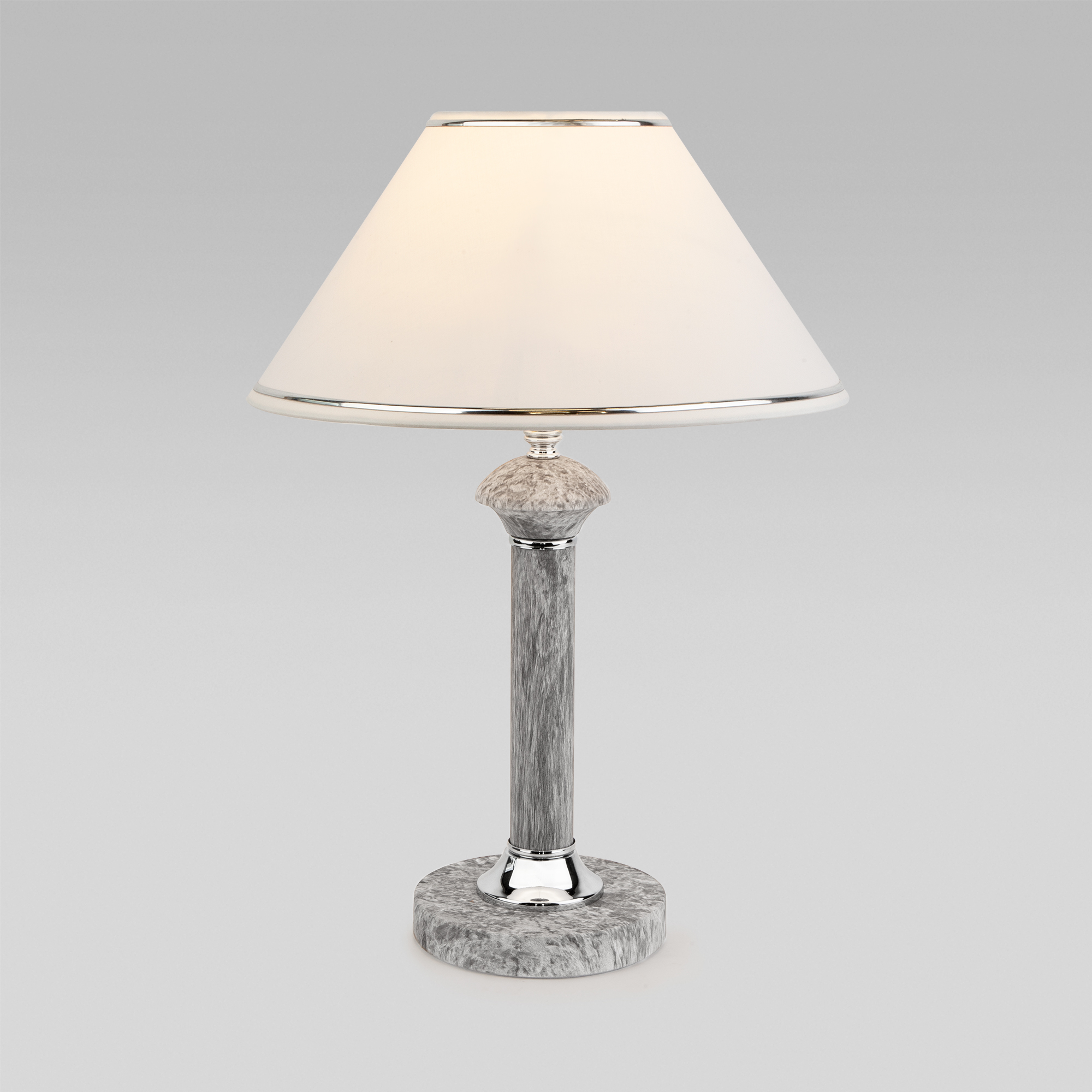 Настольная лампа Eurosvet LORENZO 4690389154935 60019/1, цвет белый a052042 - фото 1