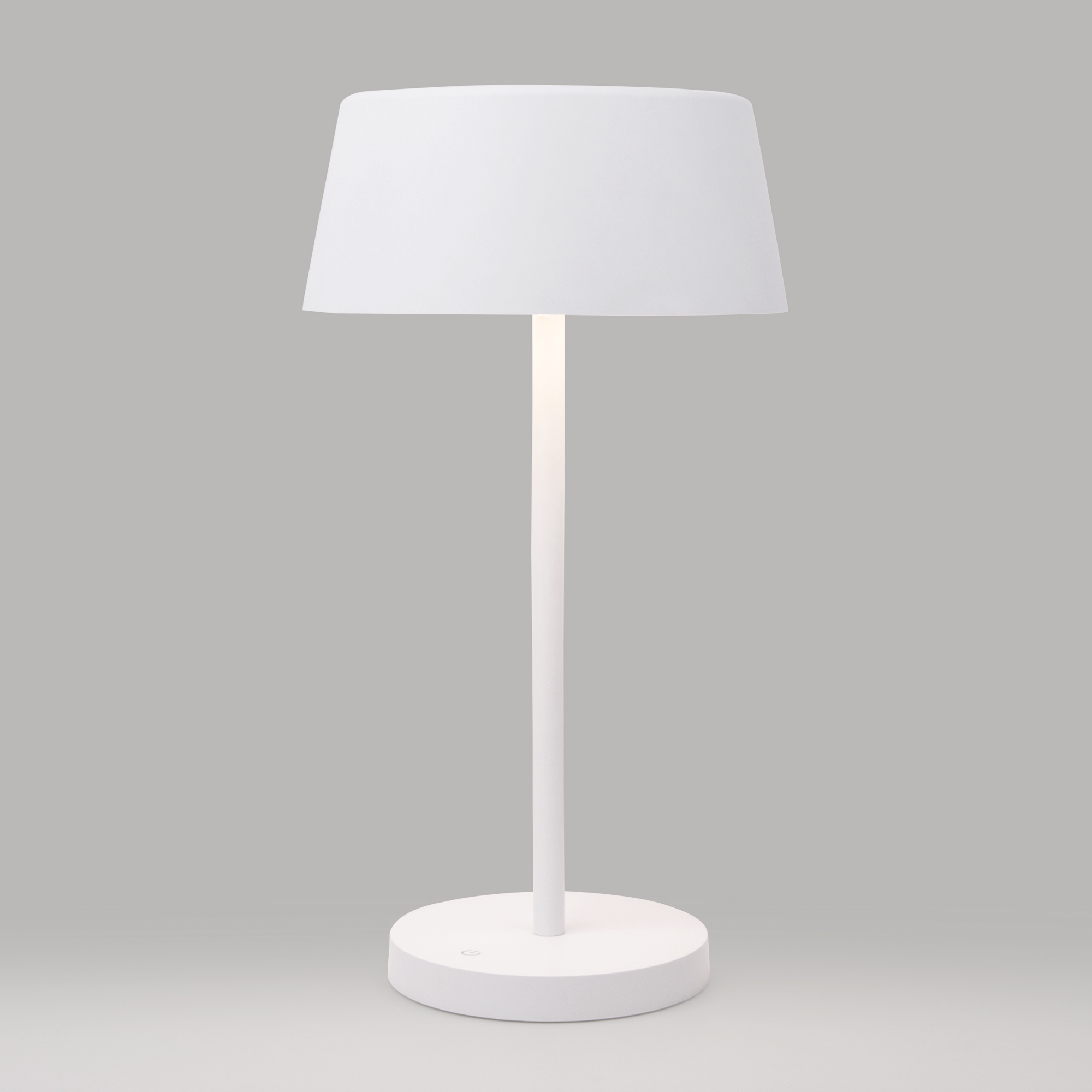 Настольная лампа Eurosvet APOLLO a052346 80424/1, цвет белый - фото 1