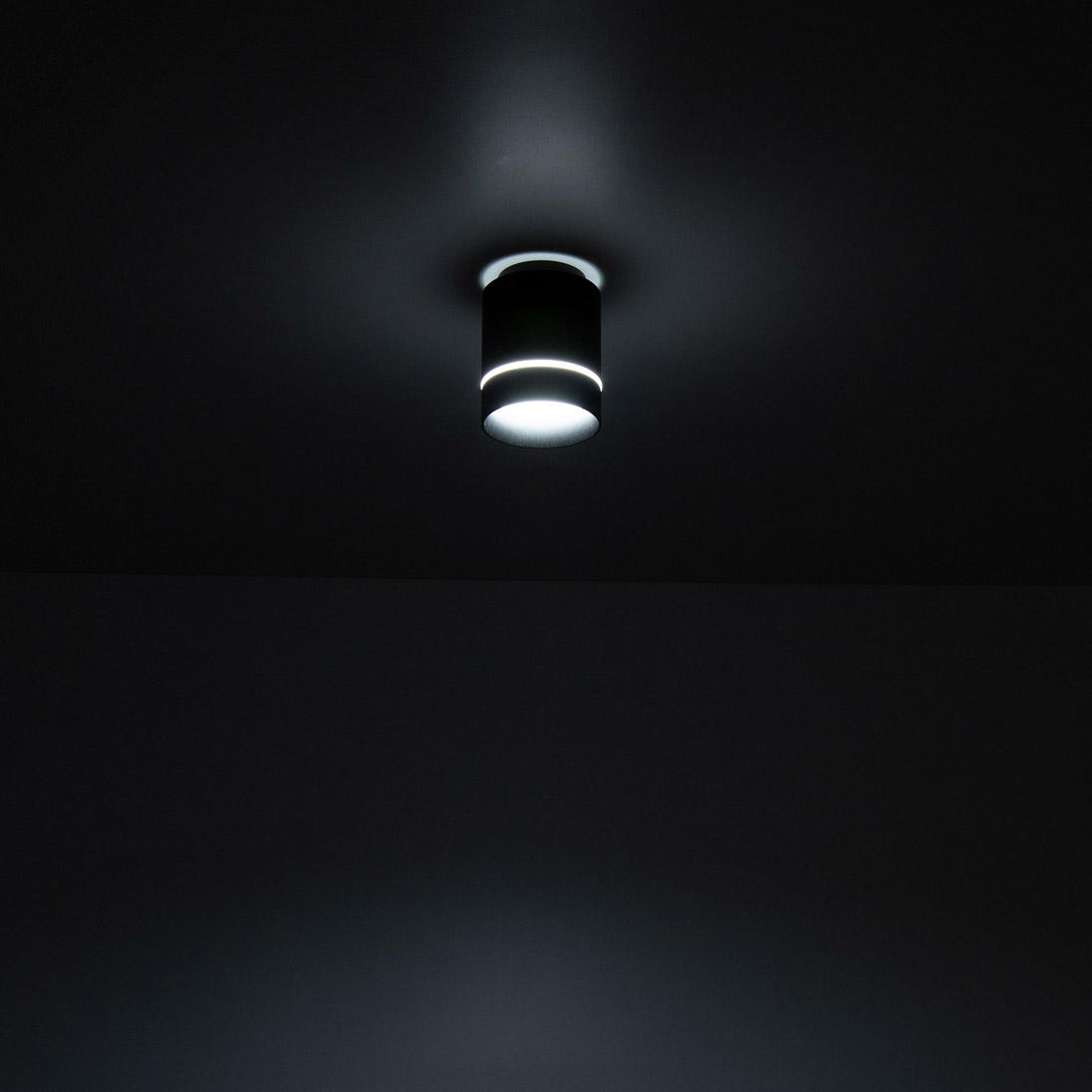 Точечный накладной светильник Citilux БОРН CL745011N, цвет чёрный - фото 8