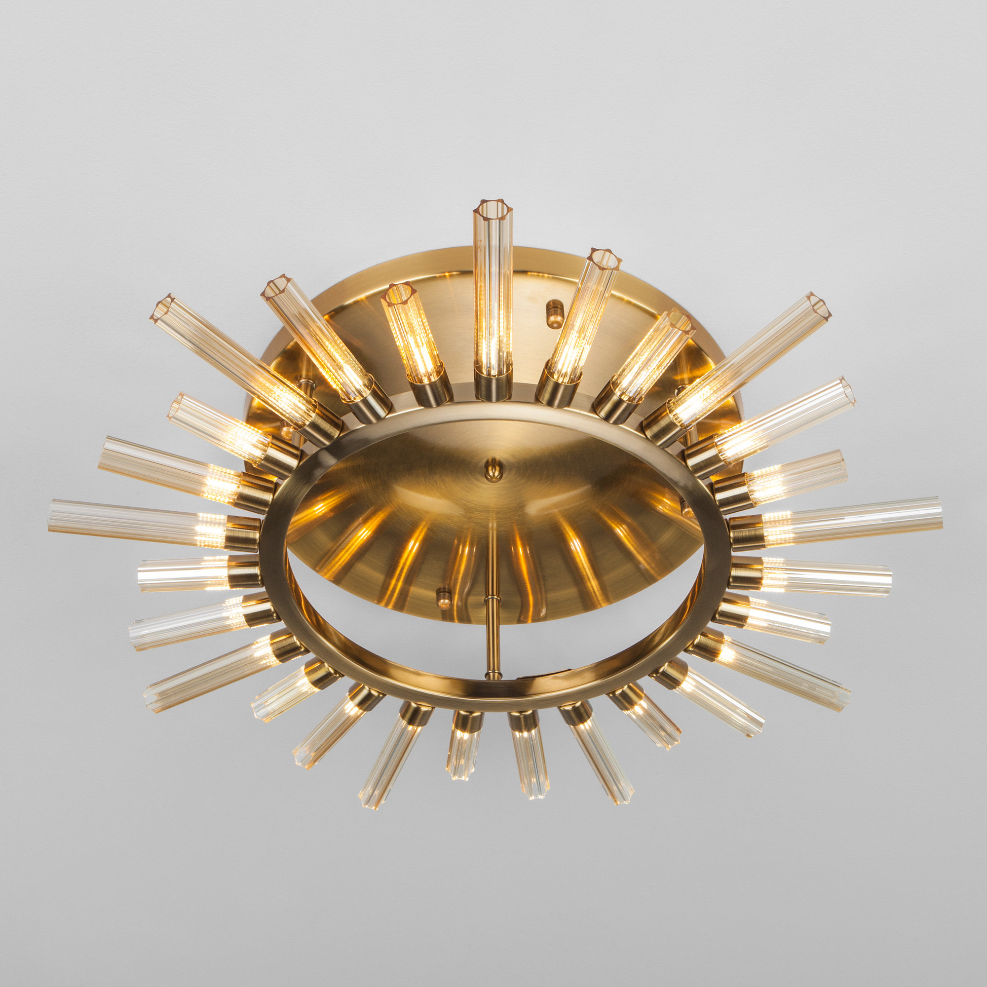 Потолочная люстра Bogates SOLE 561 4690389147685