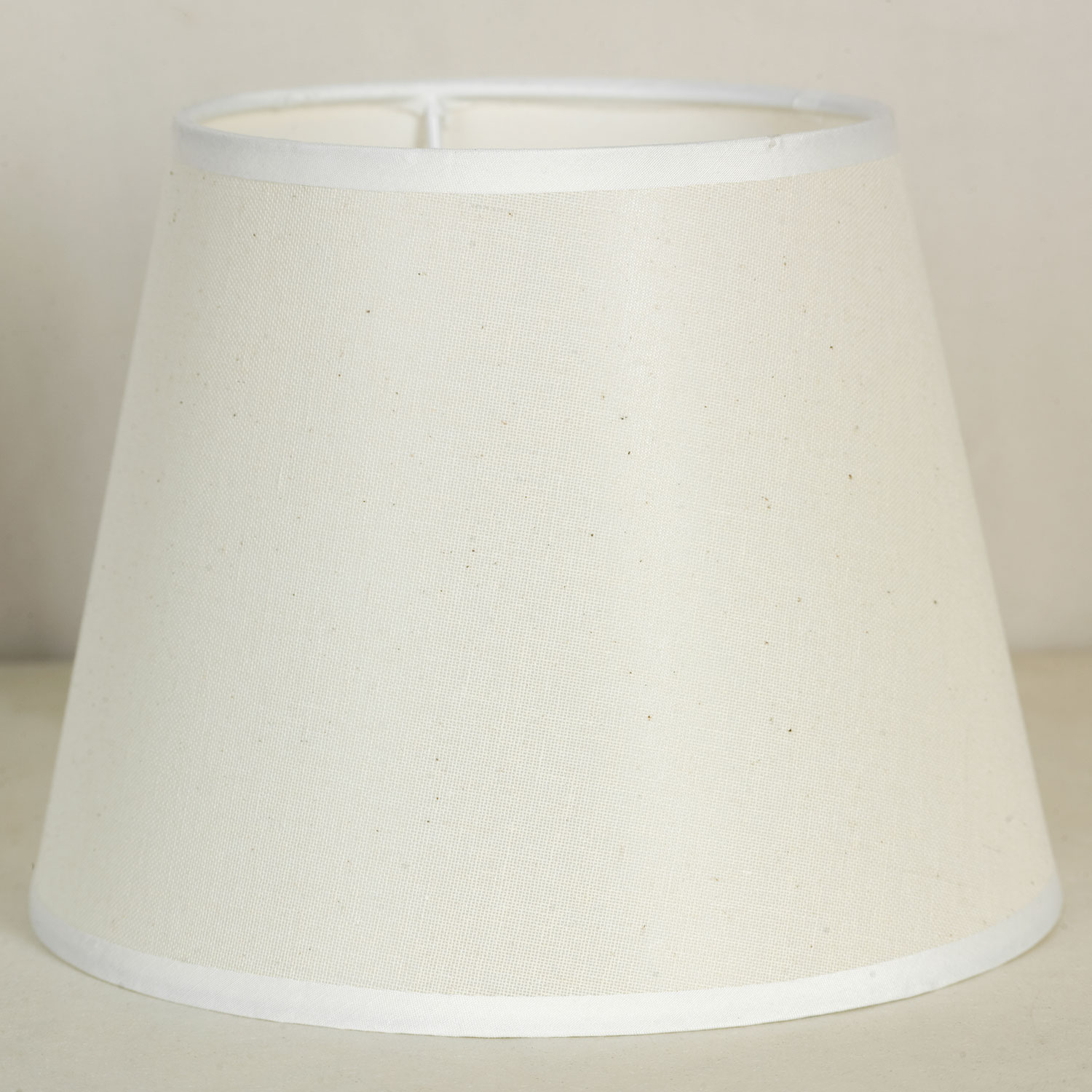 Декоративная настольная лампа Lussole GARFIELD LSP-0588Wh, цвет белый - фото 4