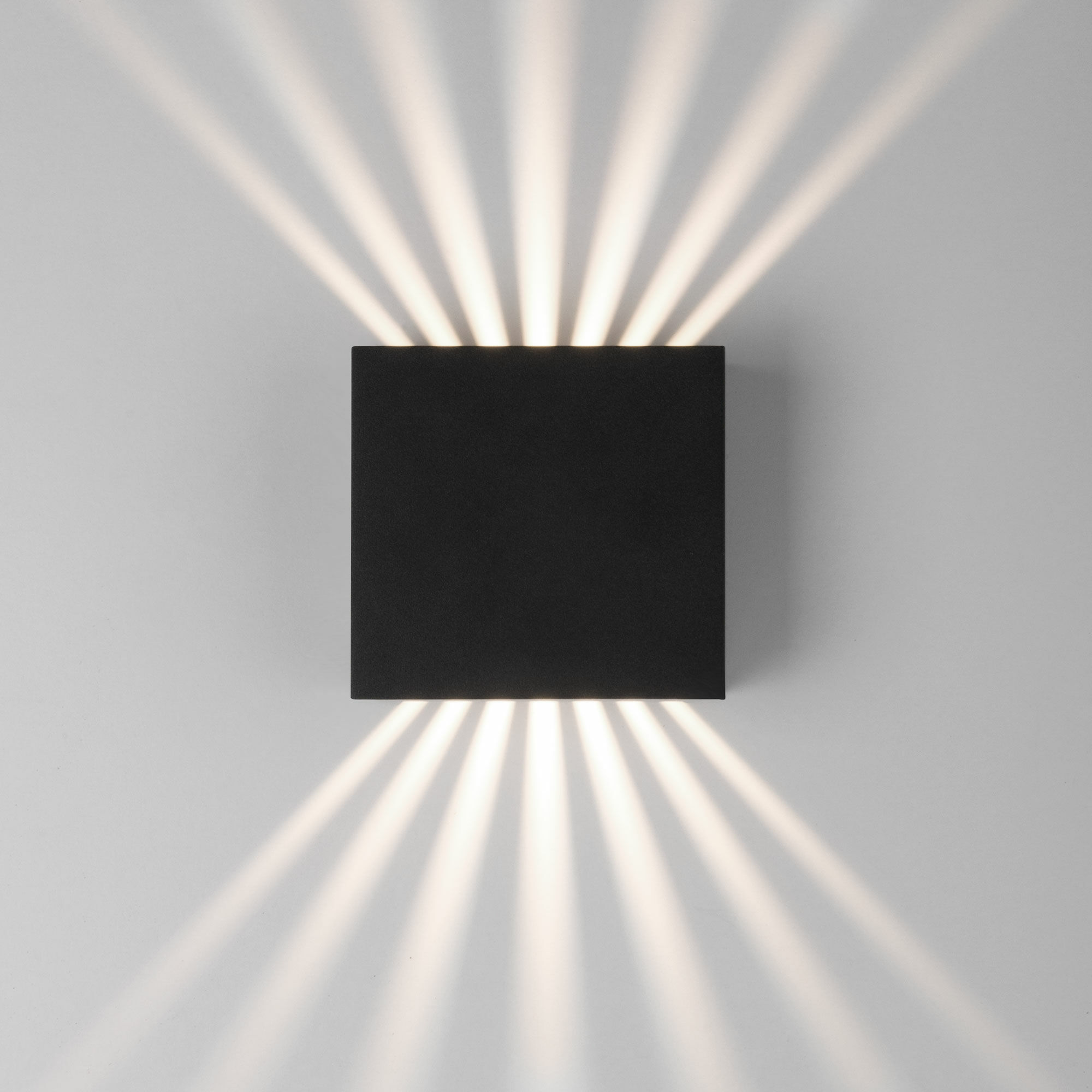 Уличный настенный светильник Elektrostandard SOLE a058892 4690389184239, цвет черный - фото 4