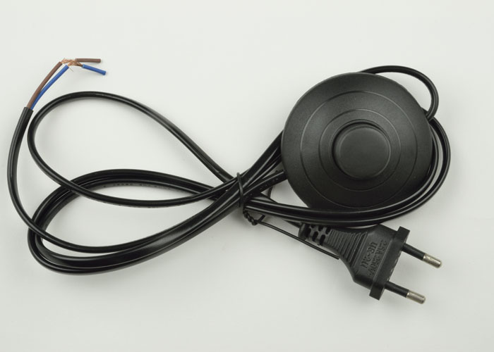 Сетевой шнур с вилкой и выключателем Uniel UL-00004435, цвет черный - фото 1