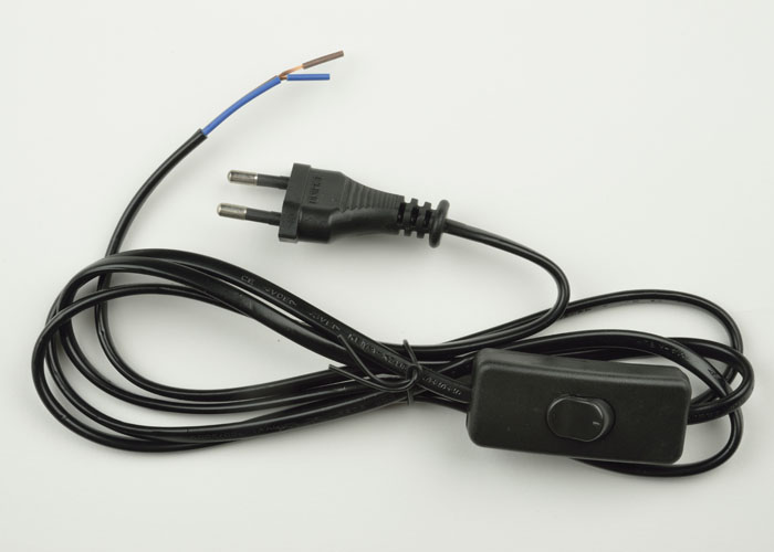 Сетевой шнур с выключателем для настольных ламп Uniel UL-00004429, цвет черный