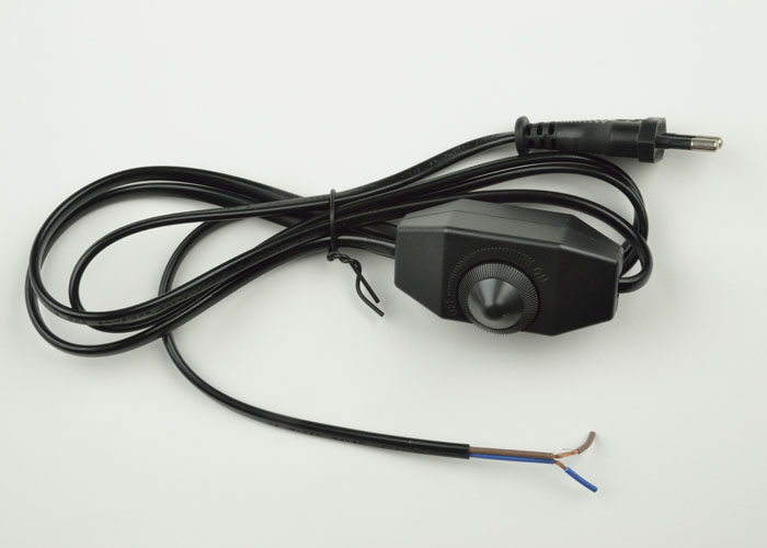 Сетевой шнур с вилкой и выключателем Uniel UL-00004438, цвет черный