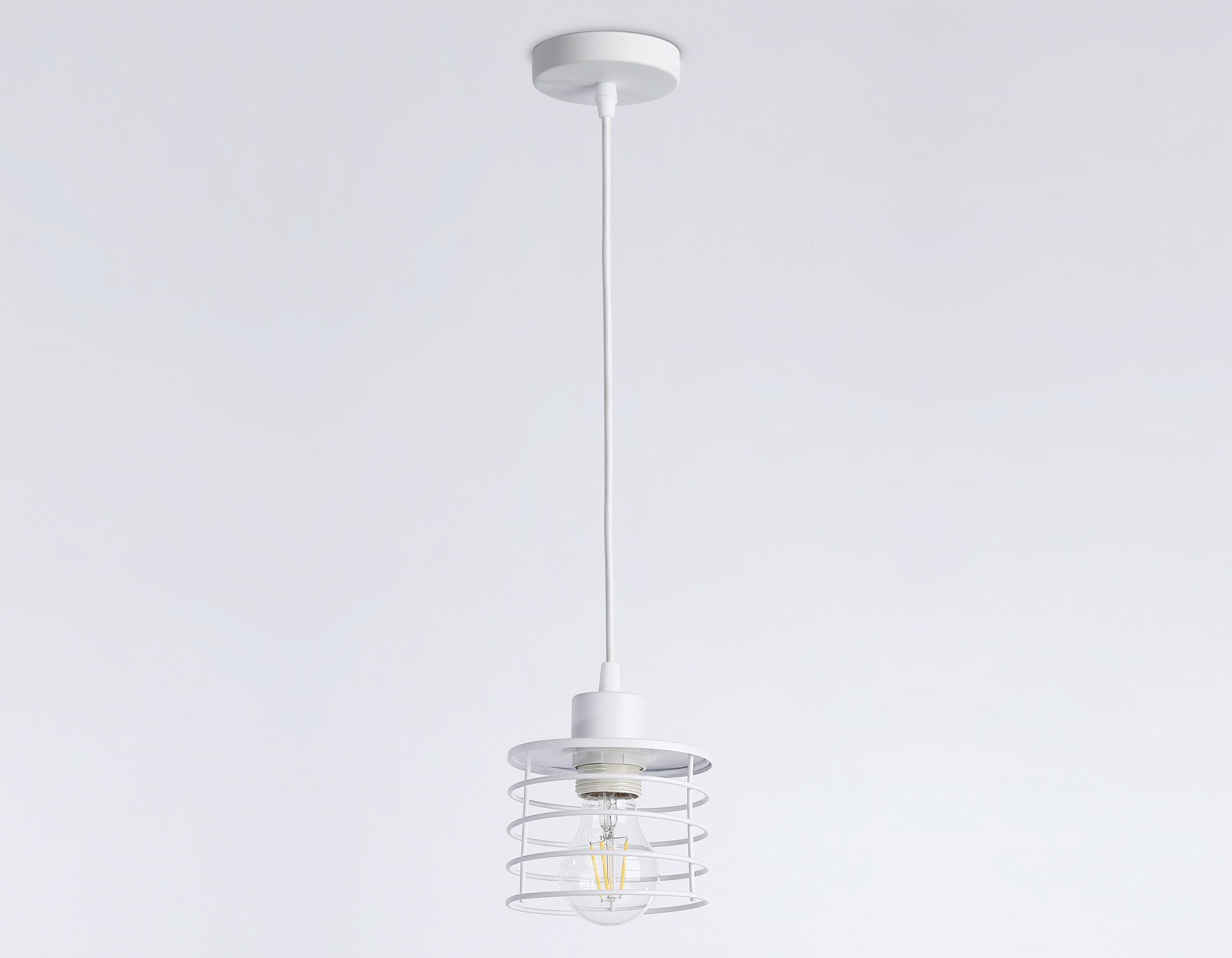 Подвесной светильник Ambrella light TRADITIONAL TR8065, цвет белый - фото 2