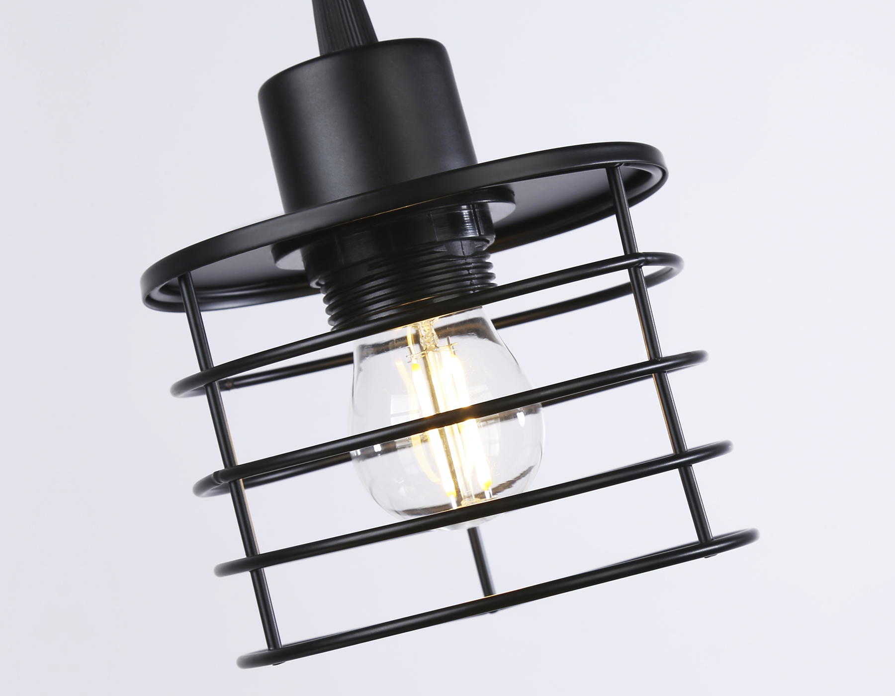 Подвесной светильник Ambrella light TRADITIONAL TR8068, цвет черный - фото 4