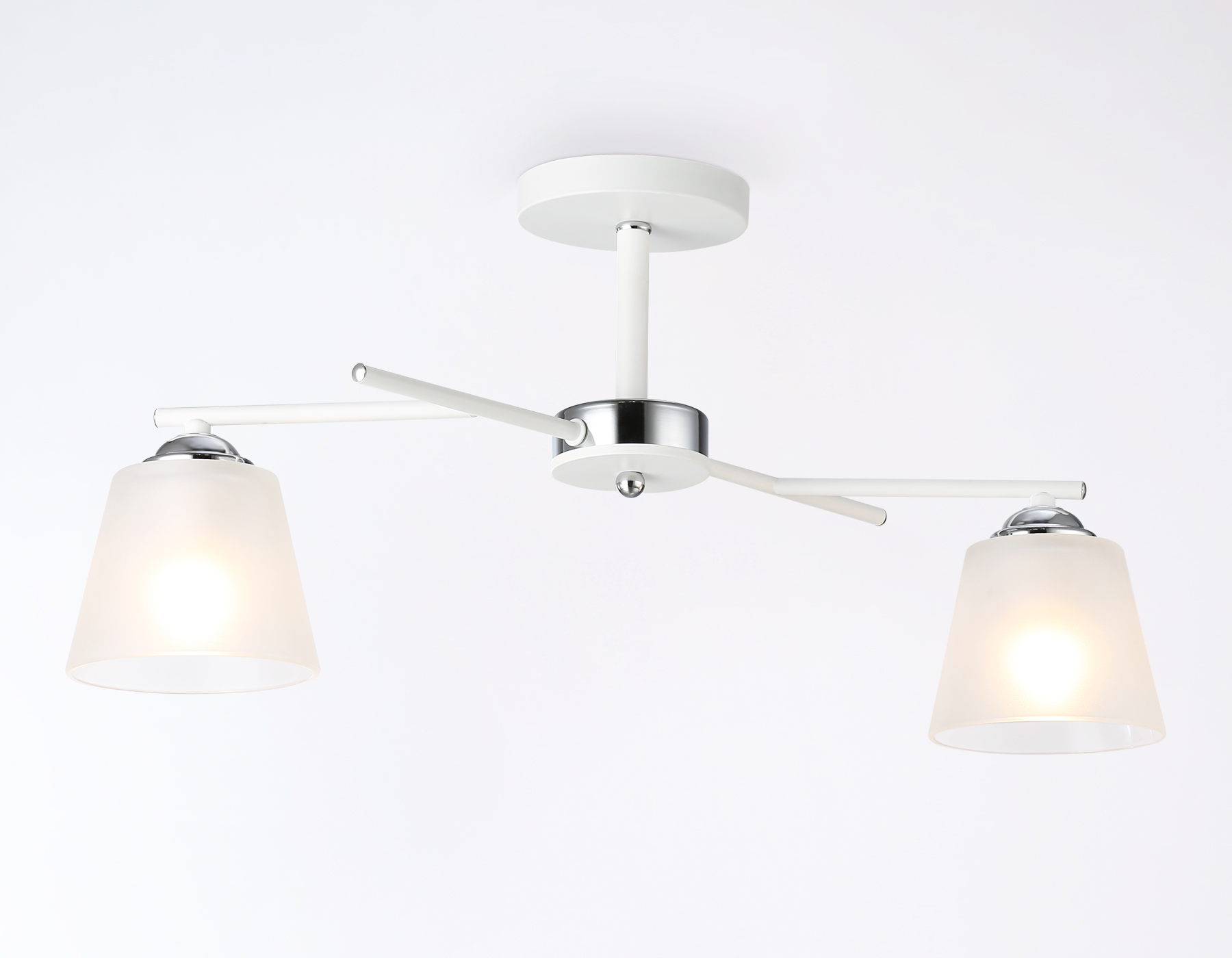 Потолочная люстра Ambrella light TRADITIONAL TR303201, цвет белый;матовый - фото 3