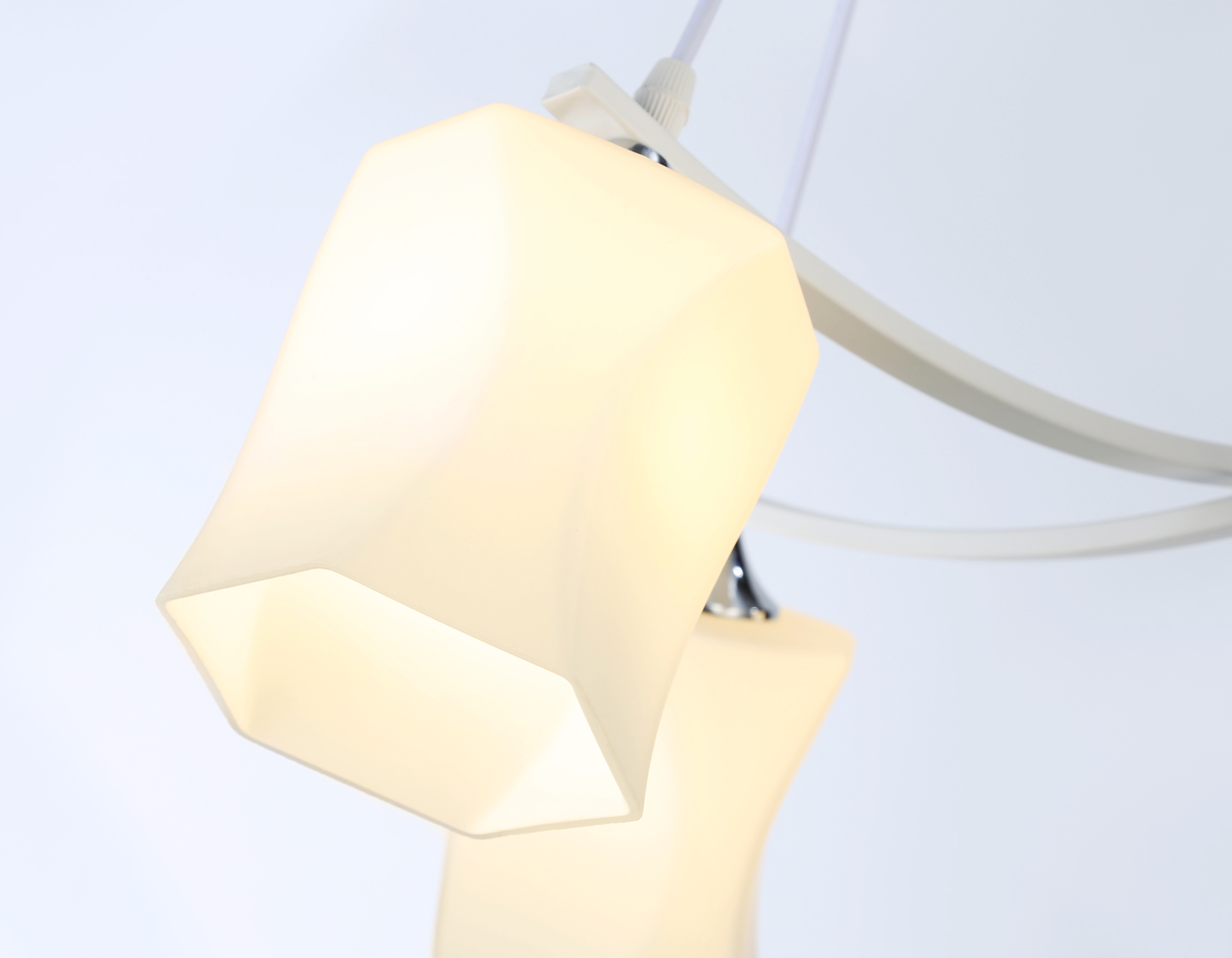 Потолочная люстра Ambrella light TRADITIONAL TR303156, цвет белый;матовый - фото 5