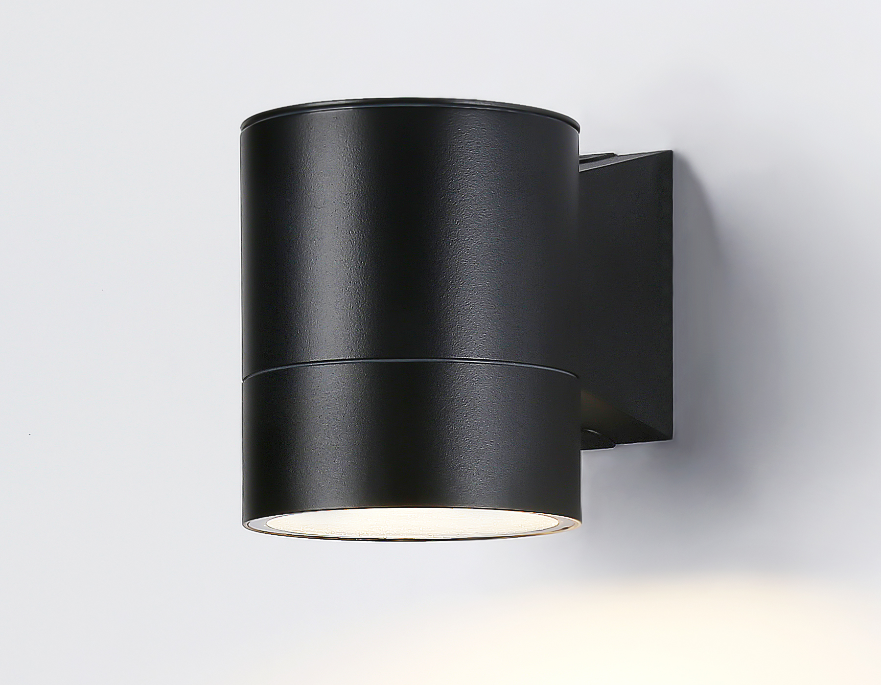 Фасадный светильник Ambrella light GARDEN ST3302, цвет черный - фото 3