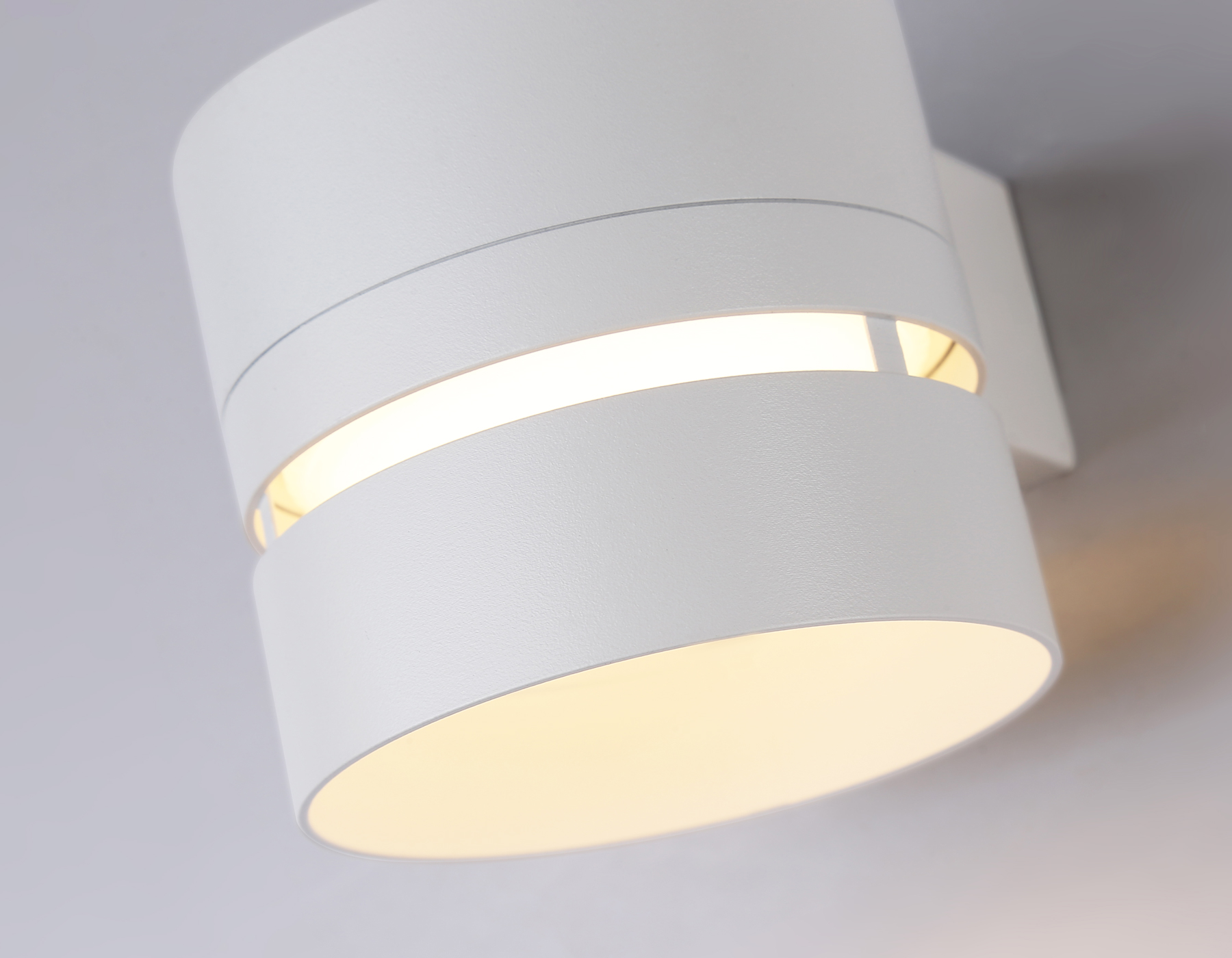 Настенный светильник Ambrella light TECHNO SPOT TN71071, цвет белый - фото 4