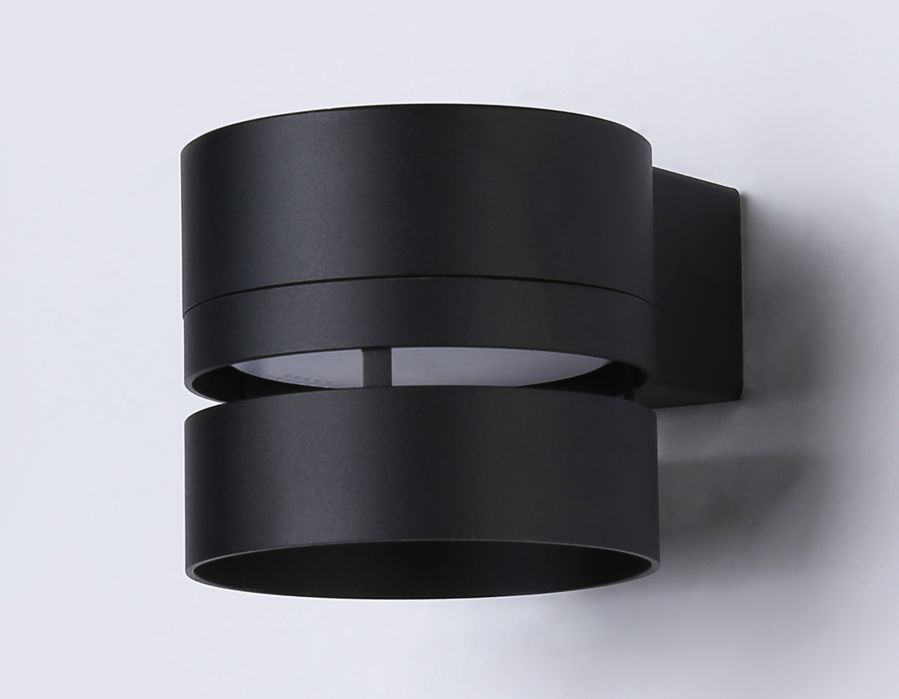 Настенный светильник Ambrella light TECHNO SPOT TN71073, цвет черный - фото 2