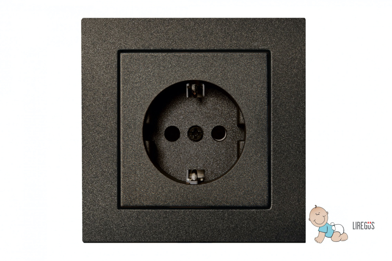 Розетка электрическая с/з со шторками Liregus EPSILON 28-1067, цвет чёрный - фото 1