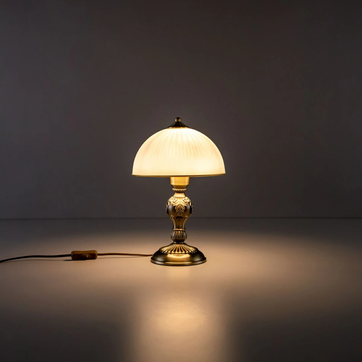 Декоративная настольная лампа Citilux АДРИАНА CL405823, цвет белый;бронза;матовый - фото 4