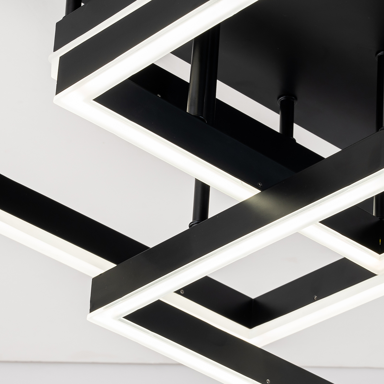 Потолочная люстра Escada UNION 10229/4LED Black, цвет белый;матовый 10229/4LED Black - фото 5