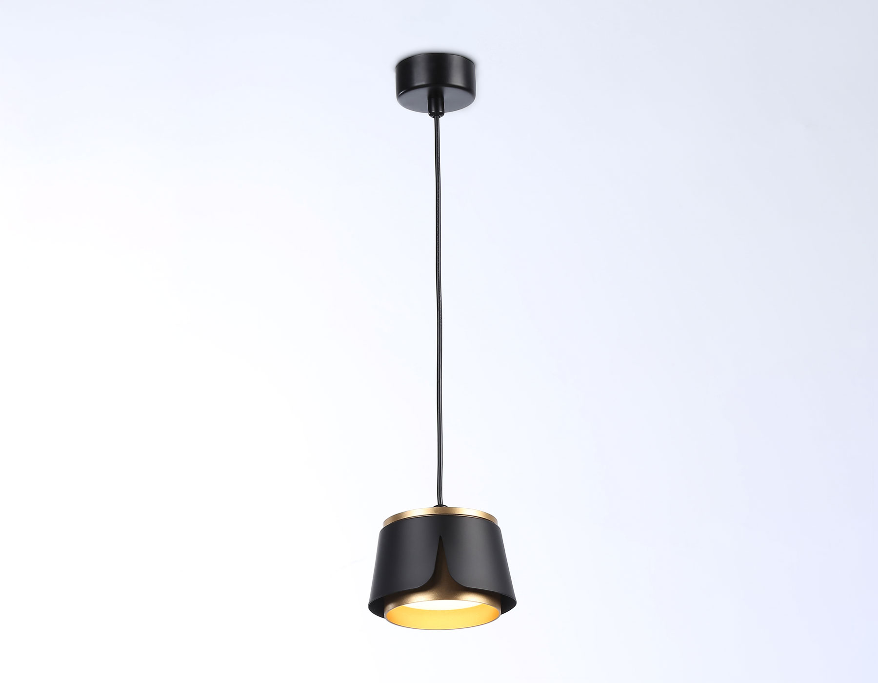 Подвесной светильник Ambrella light TECHNO FAMILY TN71247, цвет чёрный;золотистый - фото 3