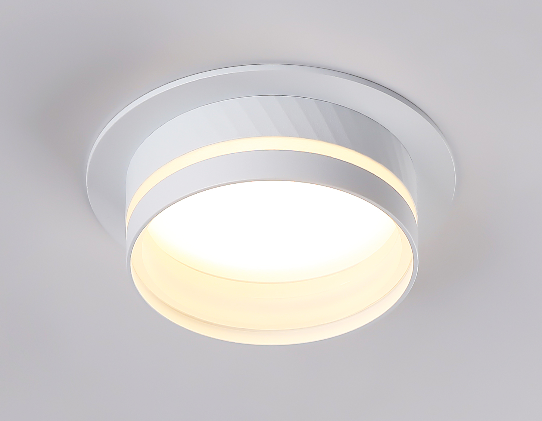 Точечный встраиваемый светильник Ambrella light GX53 ACRYLIC TECH TN5218, цвет белый;матовый - фото 4