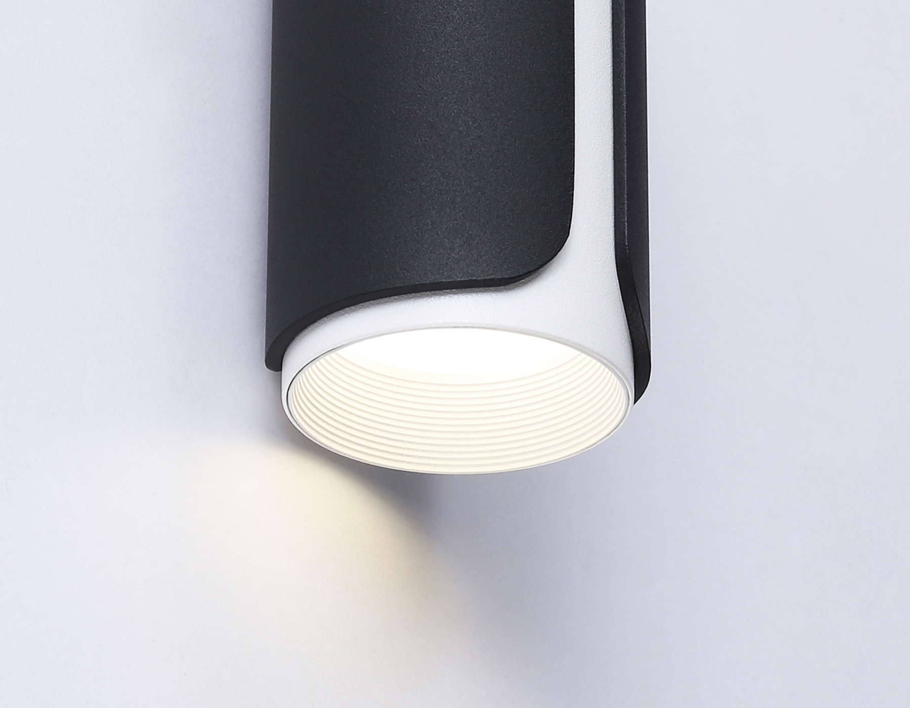 Точечный накладной светильник Ambrella light TECHNO FAMILY TN51589, цвет чёрный;белый - фото 4