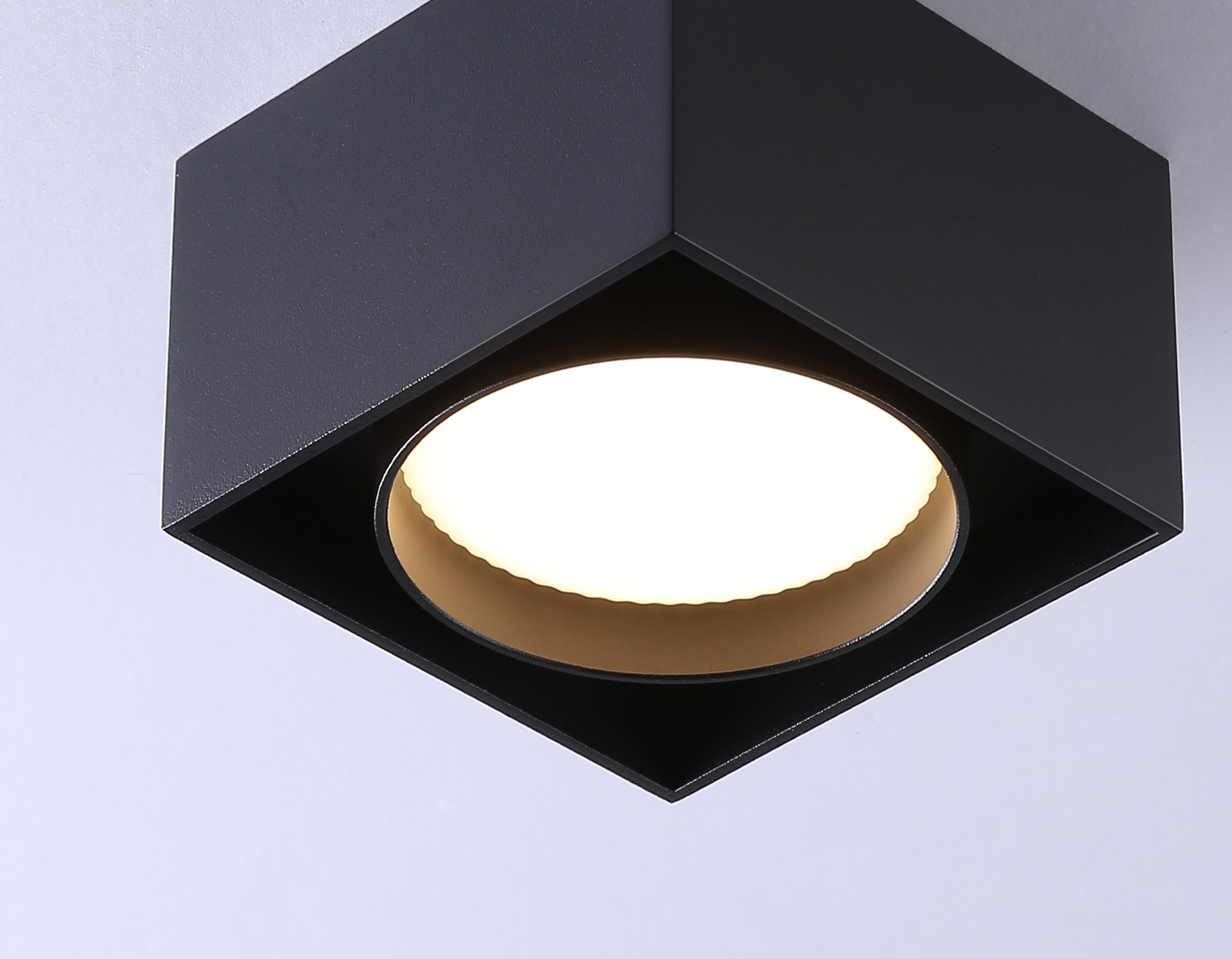 Точечный накладной светильник Ambrella light GX STANDARD TECH TN70866, цвет чёрный - фото 4