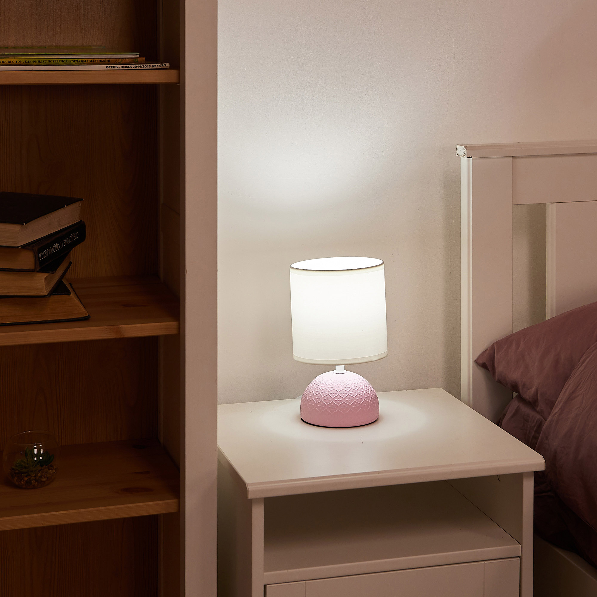 Декоративная настольная лампа Uniel UL-00010754, цвет розовый - фото 4