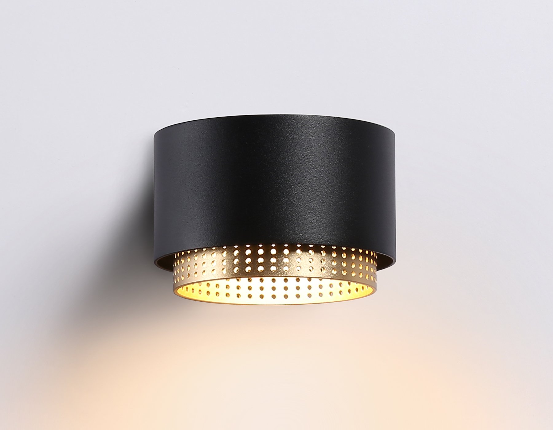Декоративная подсветка Ambrella light TECHNO FAMILY TN71299, цвет золотистый;чёрный - фото 1