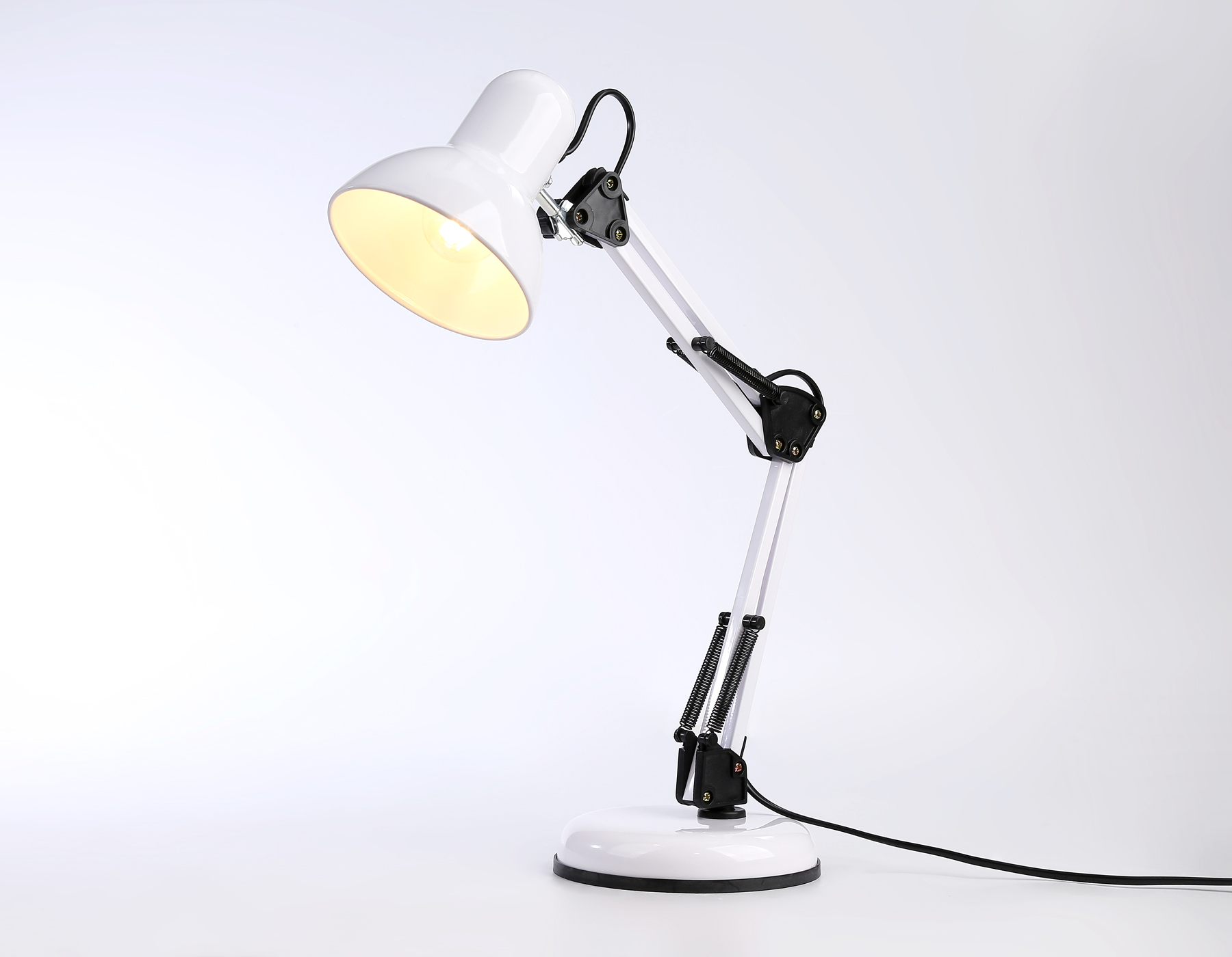 Офисная настольная лампа Ambrella light DESK DE7713, цвет белый - фото 2