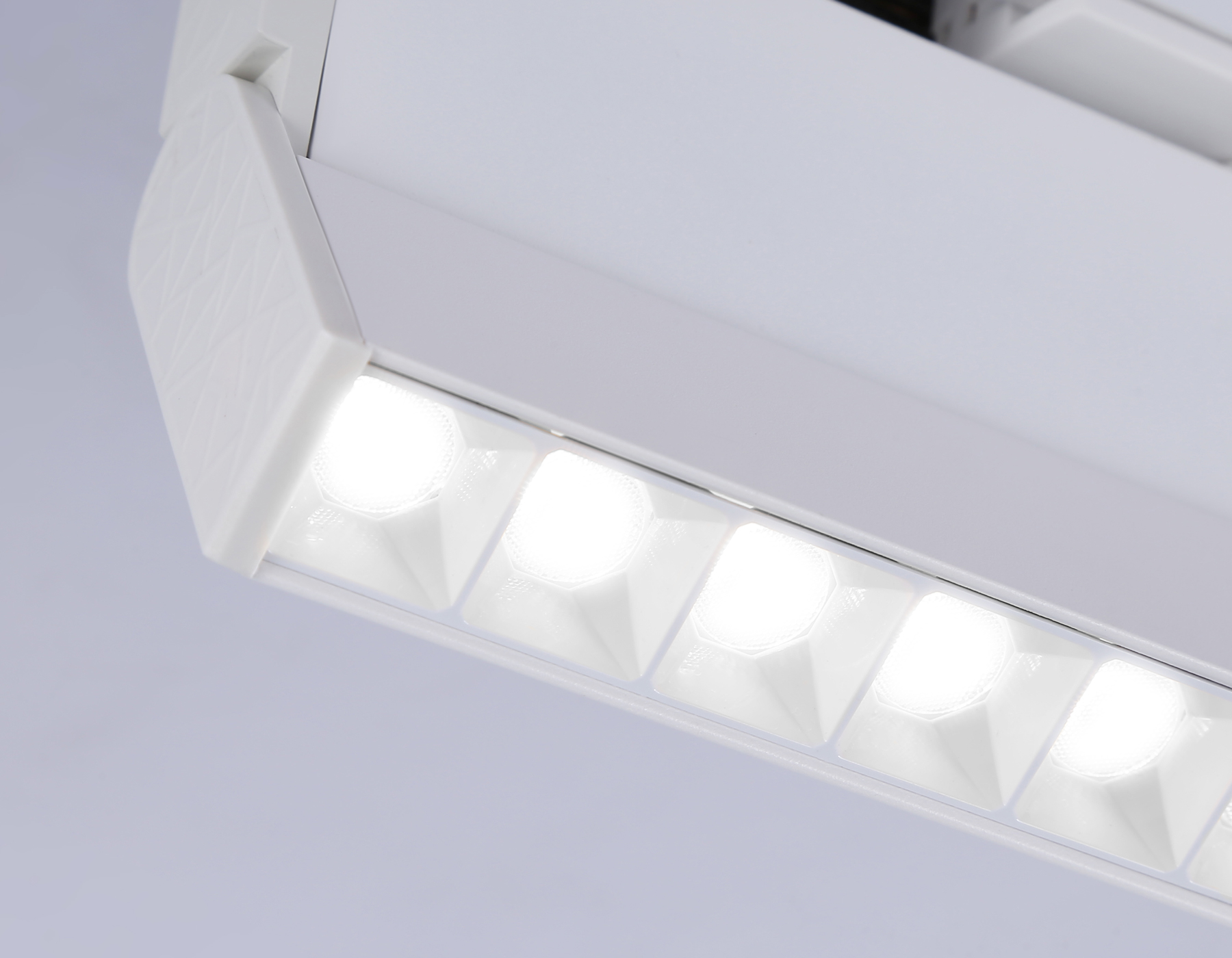Трековый светильник Ambrella light TRACK SYSTEM GL6816, цвет белый - фото 5