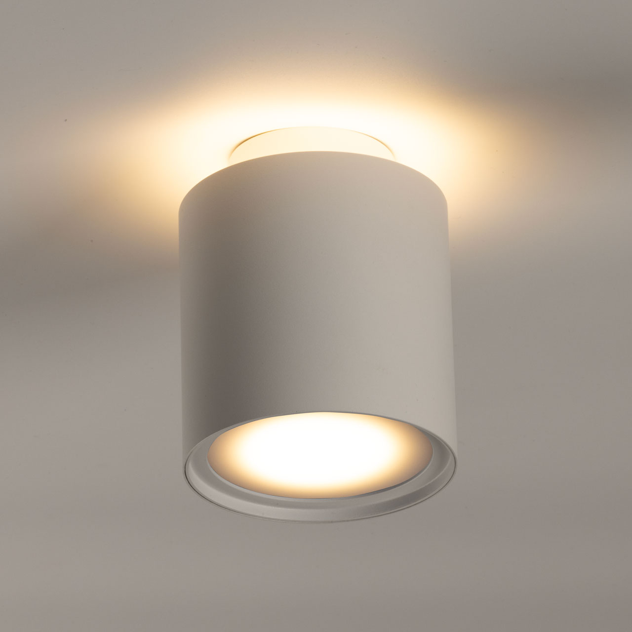 Точечный накладной светильник De Markt ИНФОРМ 851011801, цвет белый - фото 2